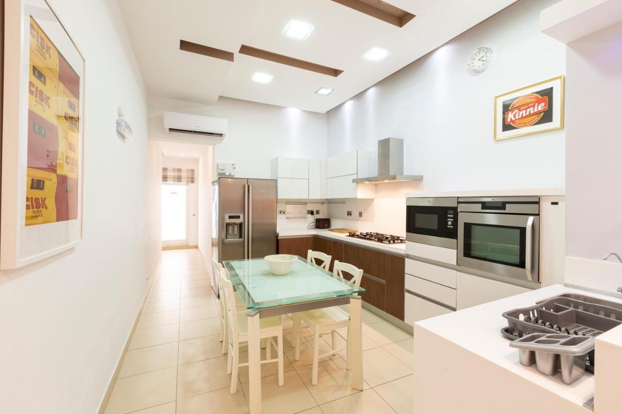 Dc36 -Spacious&Stylish 3 Bedroom Flat. Prime Zone เมลลิฮา ภายนอก รูปภาพ